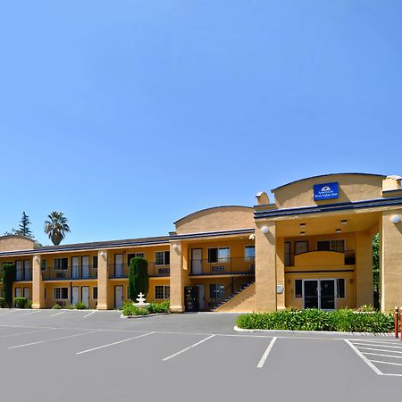 Americas Best Value Inn - Chico Bagian luar foto