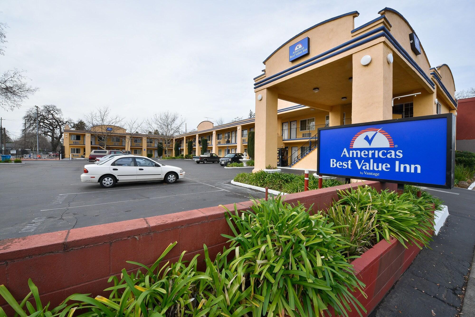 Americas Best Value Inn - Chico Bagian luar foto